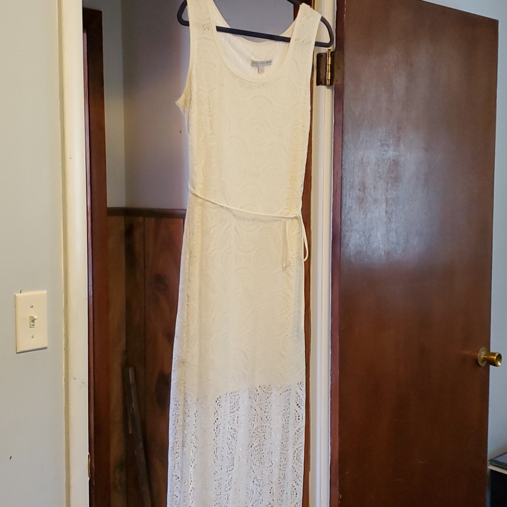 Sleeveless dress